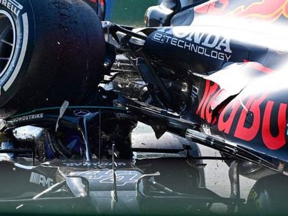 Detalle del accidente entre Max Verstappen y Lewis Hamilton.