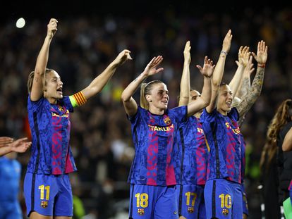 Las jugadoras del Barcelona celebran el triunfo ante el Madrid.