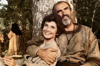 Audrey Hepburn y Sean Connery, como Marian y Robin Hood en el recordado filme de 1976.