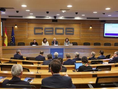 Asociados de Tecniberia en la asamblea del pasado día 9, celebrada en la sede la CEOE.