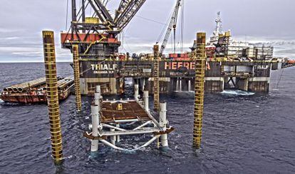 La plataforma de Castor, frente a la costa de Vinar&ograve;s (Castell&oacute;n).