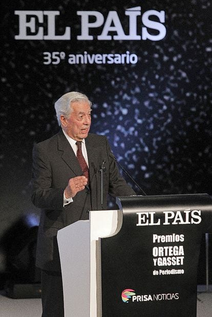 Mario Vargas Llosa, durante su discurso en los Ortega y Gasset.
