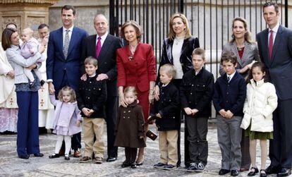 Unas últimas ocasiones en que don Juan Carlos y doña Sofía se fotografiaron con todos sus hijos y nietos en Palma.