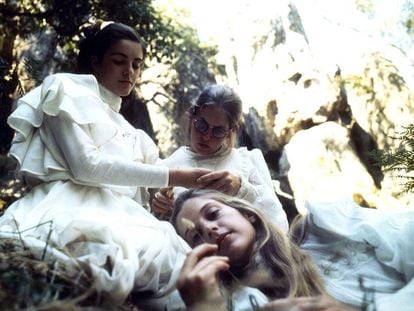 Anne-Louise Lambert, Karen Robson y Jane Vallis, en el filme 'Pícnic en Hanging Rock' (Peter Weir, 1975).