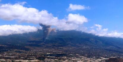 La erupción era visible desde la mayor parte de la isla.