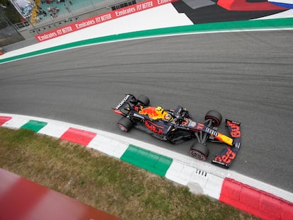 Checo Pérez durante el Gran Premio de Italia.