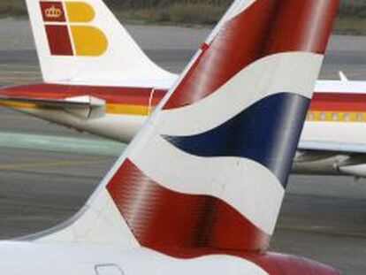 Cruce de aviones de Iberia y British en Barajas.