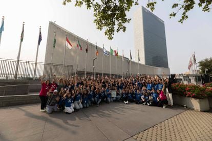 Sesenta estudiantes españoles presentaron 17 propuestas sociales y sostenibles en la sede de la ONU en Nueva York. Los jóvenes se han seleccionado entre los 1.546 que presentaron su candidatura para el programa The Challenge organizado por Educaixa.
