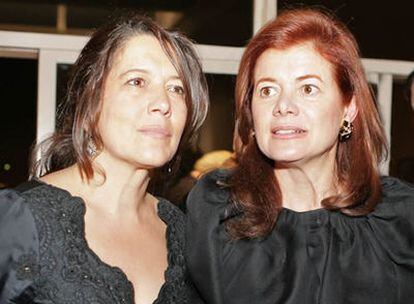 Elena Ochoa con la directora de Arco, Lourdes Fernández.