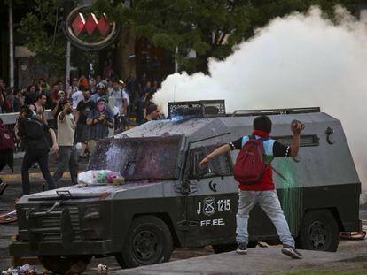 Protestas tras la muerte de Catrillanca, el jueves en Santiago.