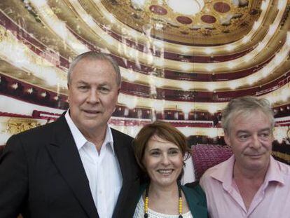 Wilson, Mar&iacute;a Bayo y el maestro Michael Boder, en el Liceo.