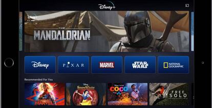 La plataforma Disney+ en una tableta.