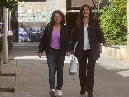 La presidenta de Junts, Laura Borràs, con la vicepresidenta del partido y alcaldesa en funciones de Vic (Barcelona), Anna Erra
EUROPA PRESS
06/06/2023