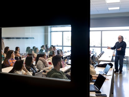 Una clase de la Facultad de Magisterio de la Universidad de Valencia, el viernes.