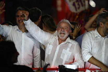 Lula da Silva, aspirante a la Presidencia de Brasil, en un acto de campaña en Fortaleza, en el estado de Ceará.