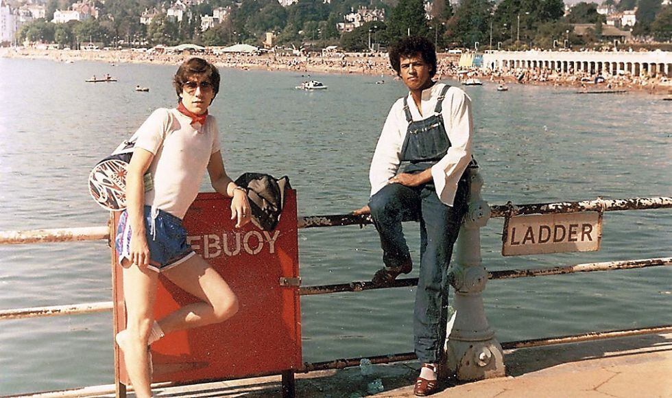 Dos ‘soulboys’ en Torquay, sur de Inglaterra, en 1976.
