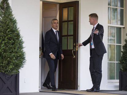 Stoltenberg, a su salida de la Casa Blanca.