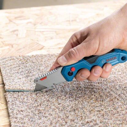 El cúter y la navaja plegable más vendidos de Bosch en Amazon con la que hacer tareas de bricolaje de manera profesional.