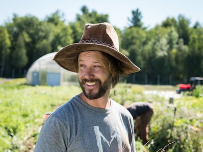 Jean-Martin Fortier fotografiado en su huerto.