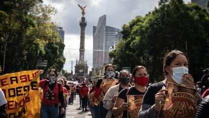 Una manifestación en memoria de los estudiantes de Ayotzinapa, en Ciudad de México, en noviembre de 2022.