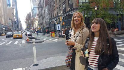 Corina Randazzo y Marta Goikoetxea, en un momento de 'Viajeras con B'.