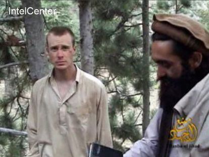 Imagen del sargento Bergdahl de un vídeo de los talibanes del año 2010.