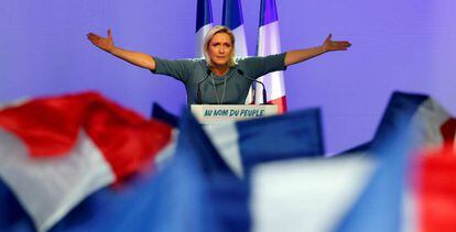 Marine Le Pen durante un acto del Frente Nacional en Frejus, Francia.