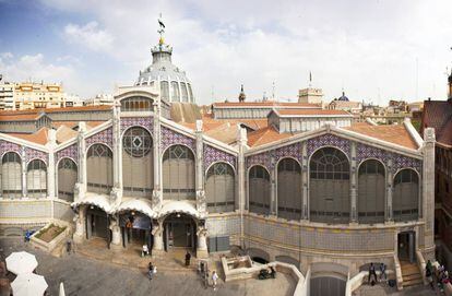 Panorámica del Mercado Central de Valencia, ubicado en la plaza Ciudad de Brujas.