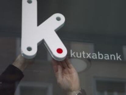 Kutxabank ganó un 41% más tras dotaciones de 134 millones