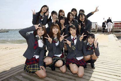 Algunas componentes del grupo japon&eacute;s AKB48.