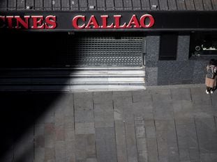 Cines Callao de Madrid este viernes, cerrados para frenar el avance del coronavirus.
