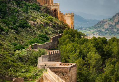 La muralla del castillo de la ciudad valenciana de Sagunto.