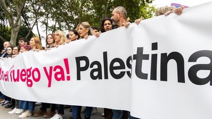 La líder de Sumar, Yolanda Díaz, este domingo, en la manifestación en solidaridad con el pueblo palestino.