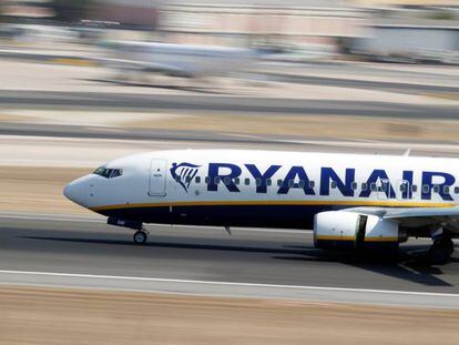 Jet2.com responde a Ryanair y abre base en Tenerife Sur