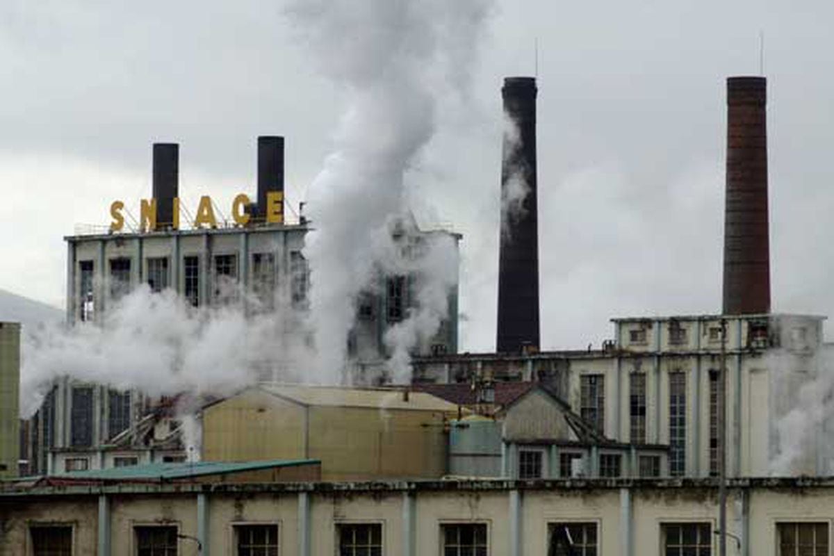 F brica De Sniace En Torrelavega Sociedad EL PA S f-brica-de-sniace-en-torrelavega-sociedad-el-pa-s