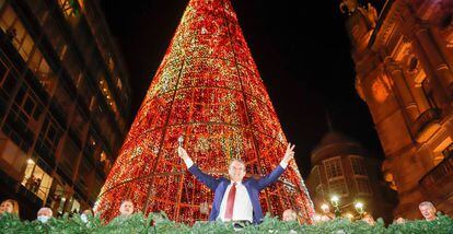 El alcalde de Vigo, Abel Caballero, durante la fiesta de inauguración del alumbrado de la ciudad en noviembre de 2021.  