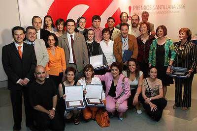 Los profesores ganadores de los Premios Santillana 2006 de Experiencias Educativas.