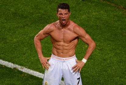 Cristiano Ronaldo durante un partido en 2014. Su cuerpo libre de vello ha creado un canon para millones de admiradores en todo el mundo,