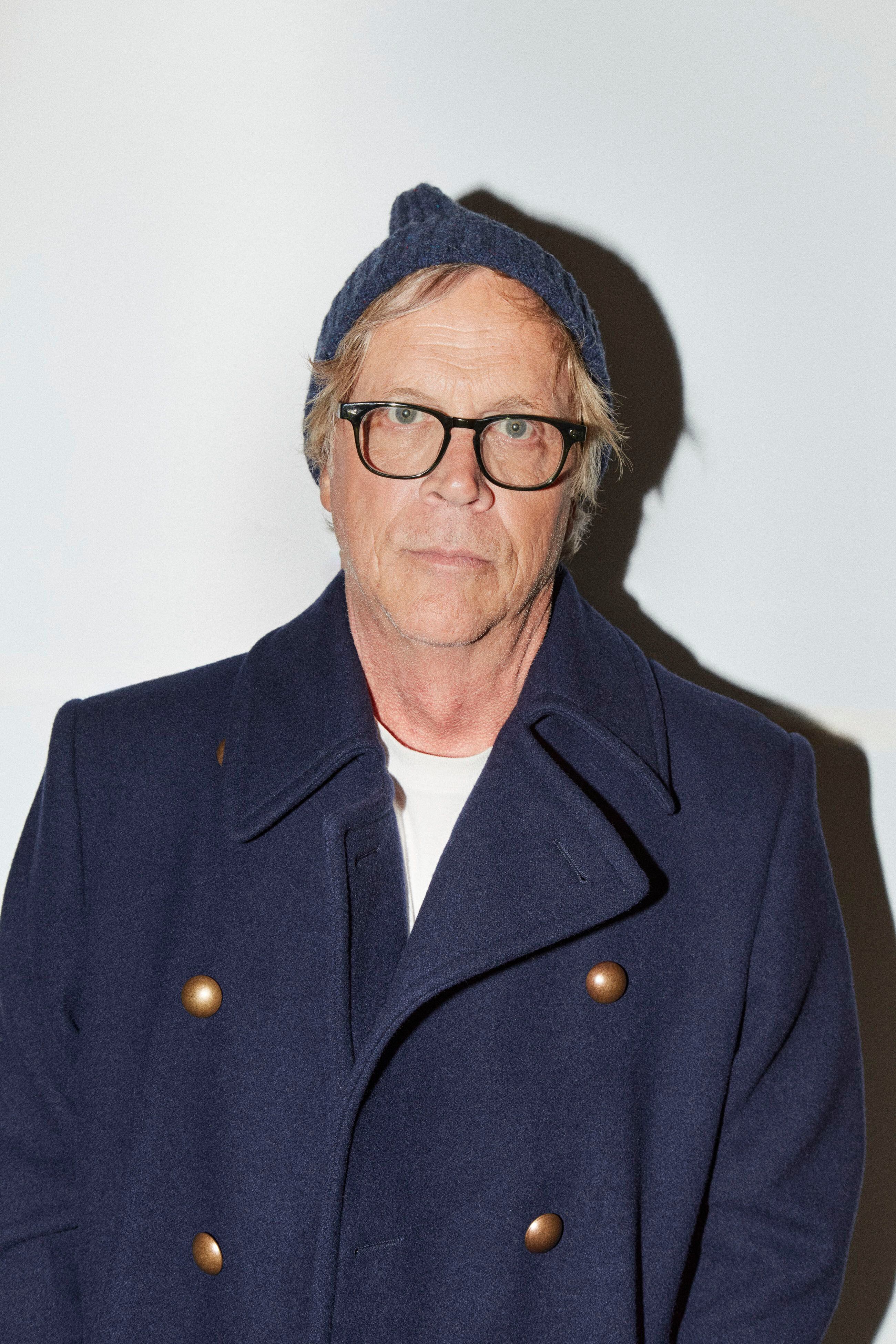 El director Todd Haynes posa para ICON vestido de Gucci.