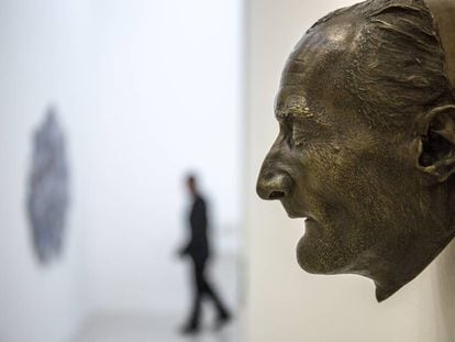 M&aacute;scara mortuoria de Antonin Artaud en la muestra del Museo Tamayo