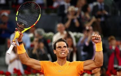 Rafa Nadal celebra su victoria ante Diego Schwartzman en los octavos del Mutua Madrid Open