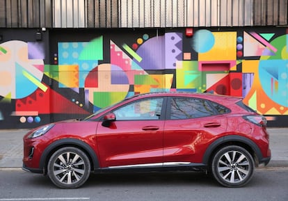 El Ford Puma posee la etiqueta de ECO gracias a su sistema Mild Hybrid. ¿Qué significa eso? Que es el mejor aliado urbano para descubrir la ciudad.