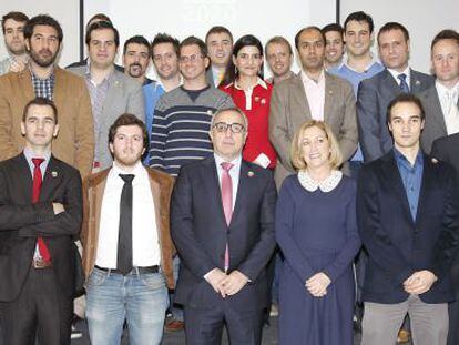 Foto de familia de los proyectos finalistas del programa 2020for2020 Startup Madrid