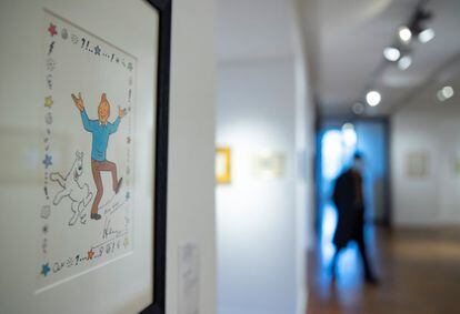 Artcurial subasta en París la portada original del quinto álbum de Tintín, creado por el dibujante belga Hergé. La venta promete superar los 2,6 millones de euros que ya alcanzó en 2014 otro dibujo de este intrépido reportero.