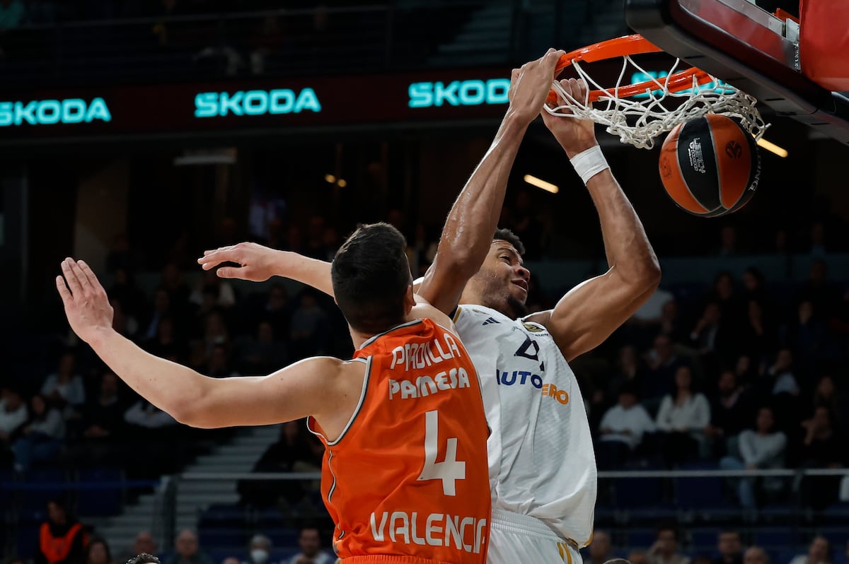 El Madrid espera a la prórroga para vencer al Valencia | Baloncesto | Deportes