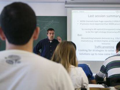 Una classe d'anglès a la Universitat Politècnica de Catalunya (UPC).