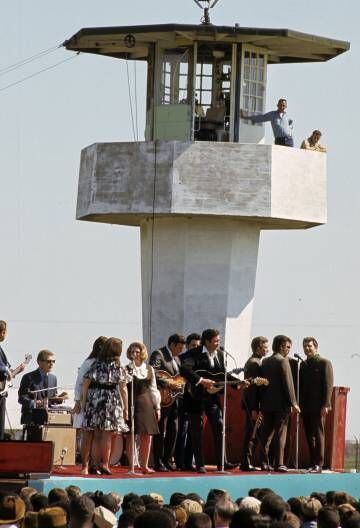 Johnny Cash en concierto en la prisión de Cummins (Arkansas) en abril de 1969.
