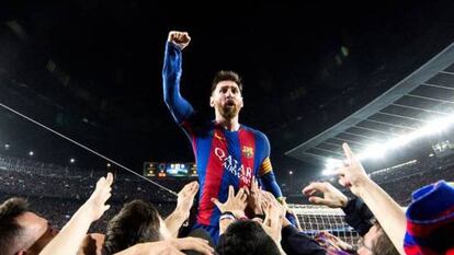 Messi celebra la remuntada del Barça al PSG als quarts de final de la Champoins del 2017.