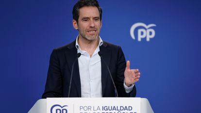El portavoz del PP, Borja Sémper, en rueda de prensa en la sede del partido, este viernes, en Madrid.