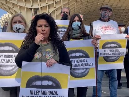 Imagen de una protesta celebrada el pasado 13 de febrero en diferentes ciudades de España para reclamar la derogación de la 'ley mordaza'.